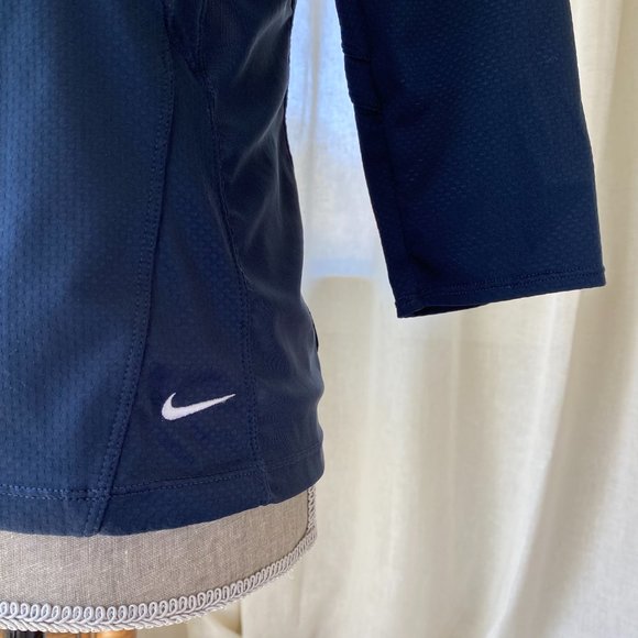 Nike Dri-Fit Reflective Quarter Zip Top - Picture 5 of 11